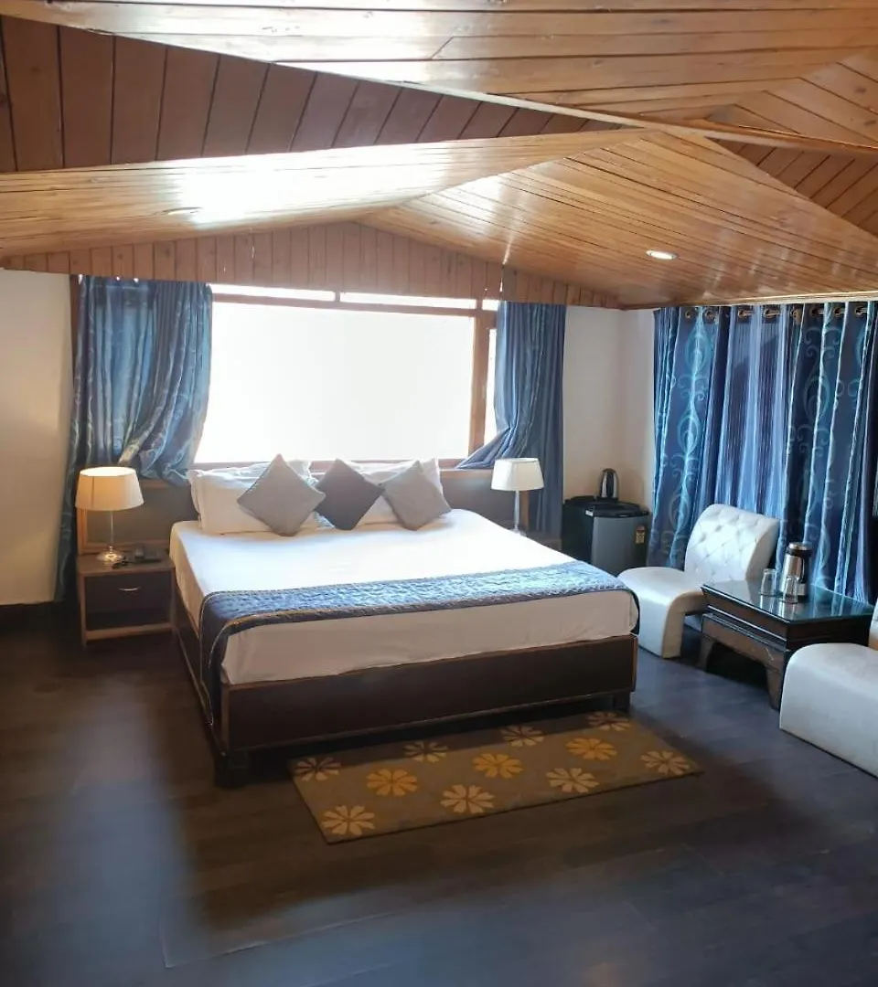 Zoz Sm7 Hotel Shimla