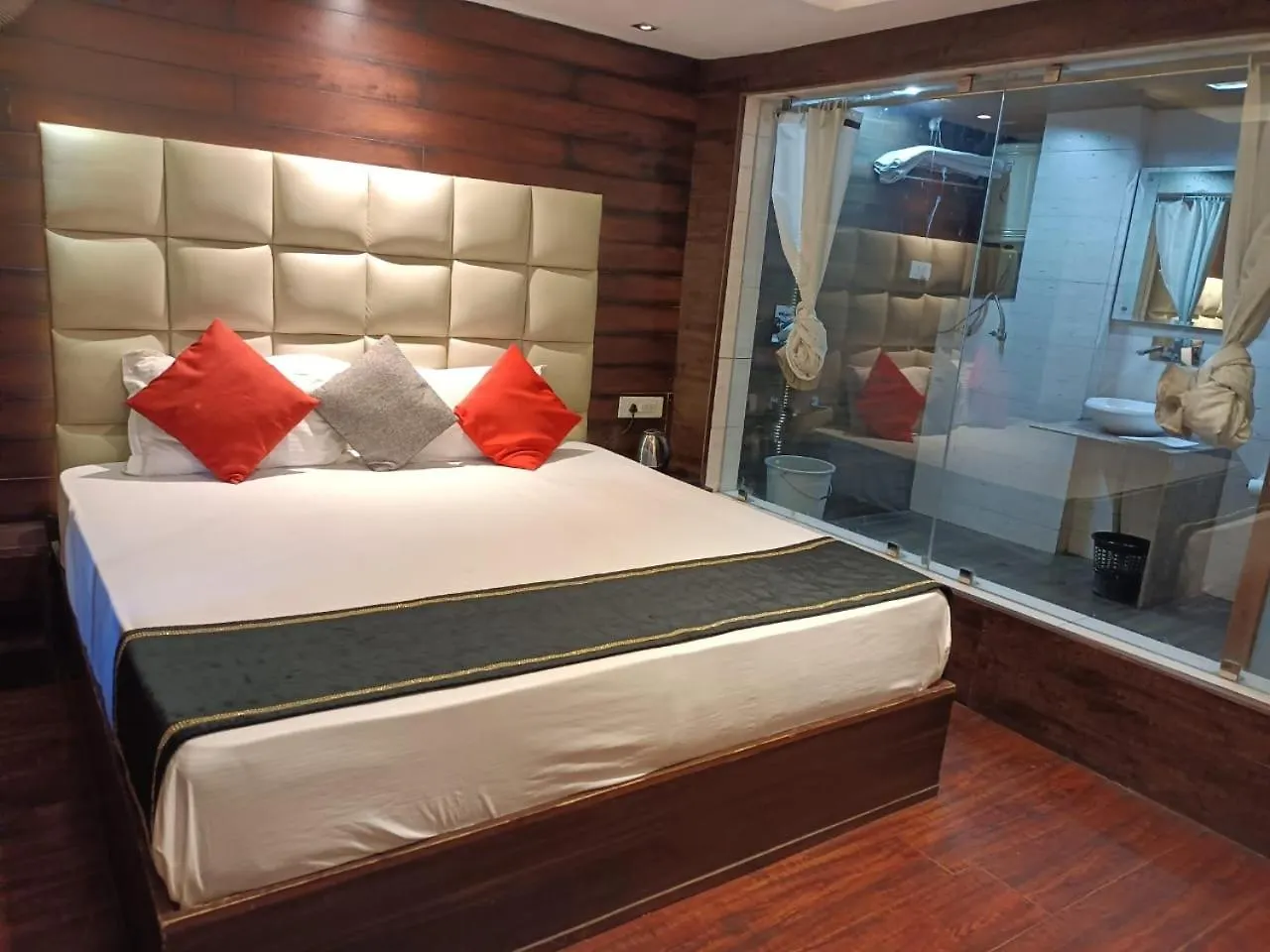 Zoz Sm7 Hotel Shimla