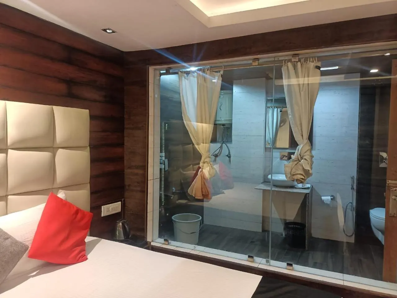 Zoz Sm7 Hotel Shimla